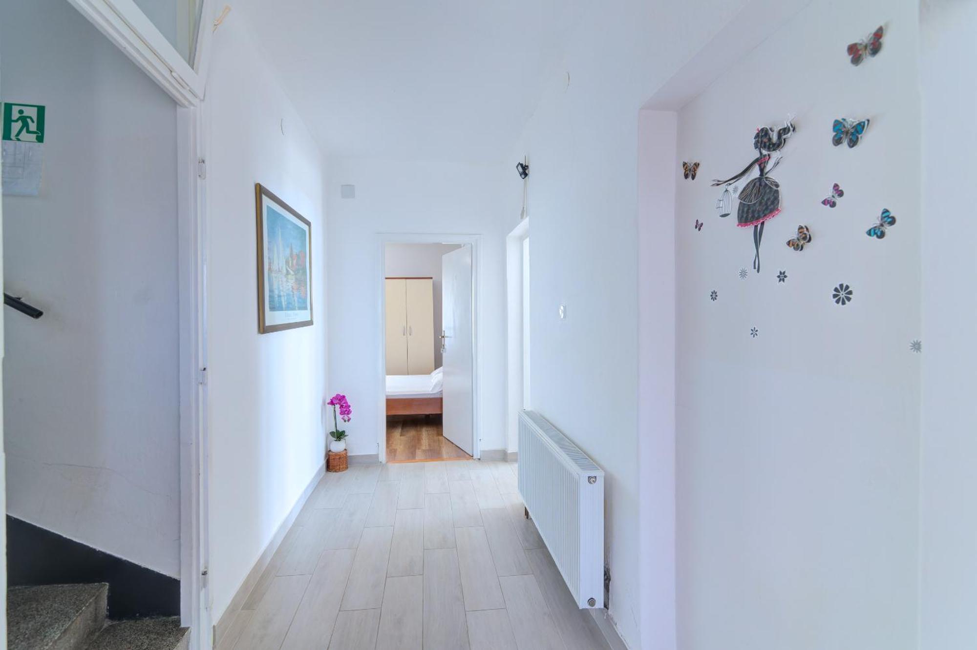 Apartmani Ana Senj  Bagian luar foto